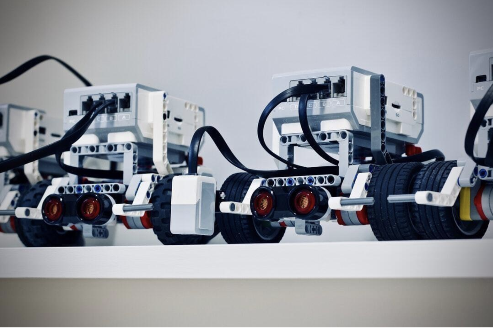 Robotic Kits for Learning and Innovation