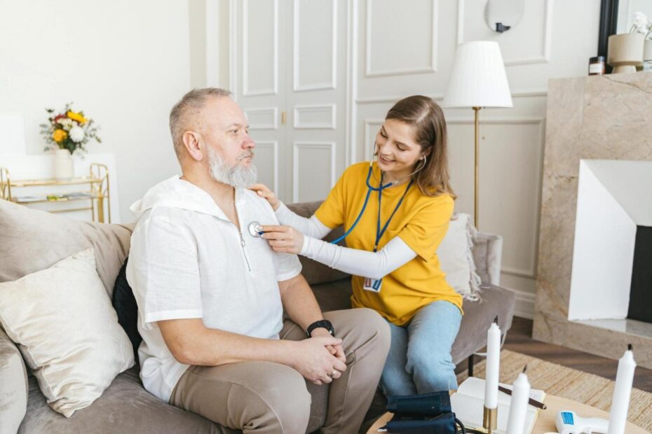 A Complete Guide to Senior Assisted Living Options and Services