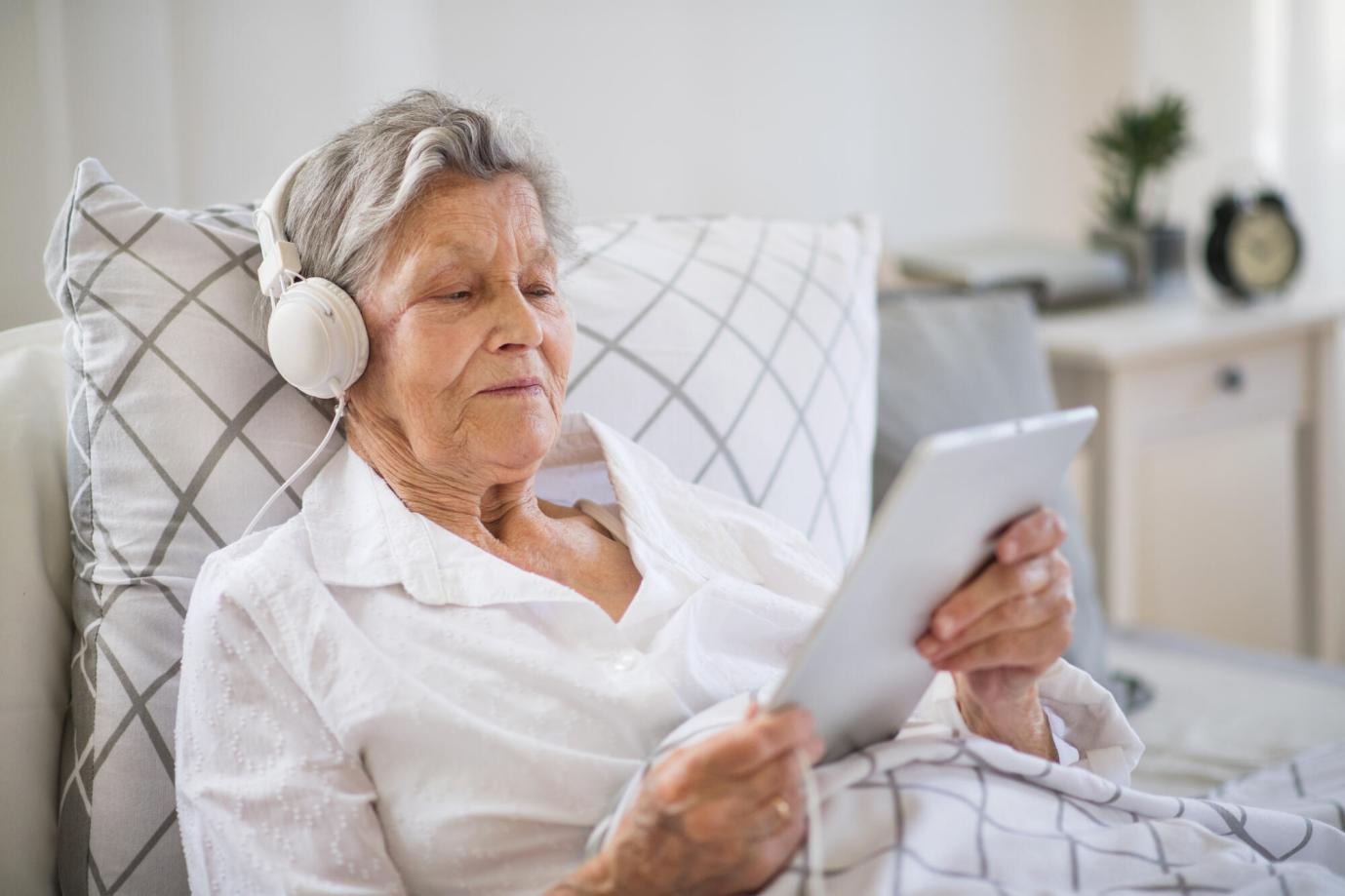 The Role of Nutrition in Supporting Cognitive Health in Memory Care