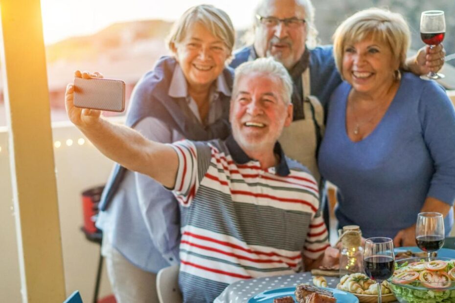 Benefits of Social Dining