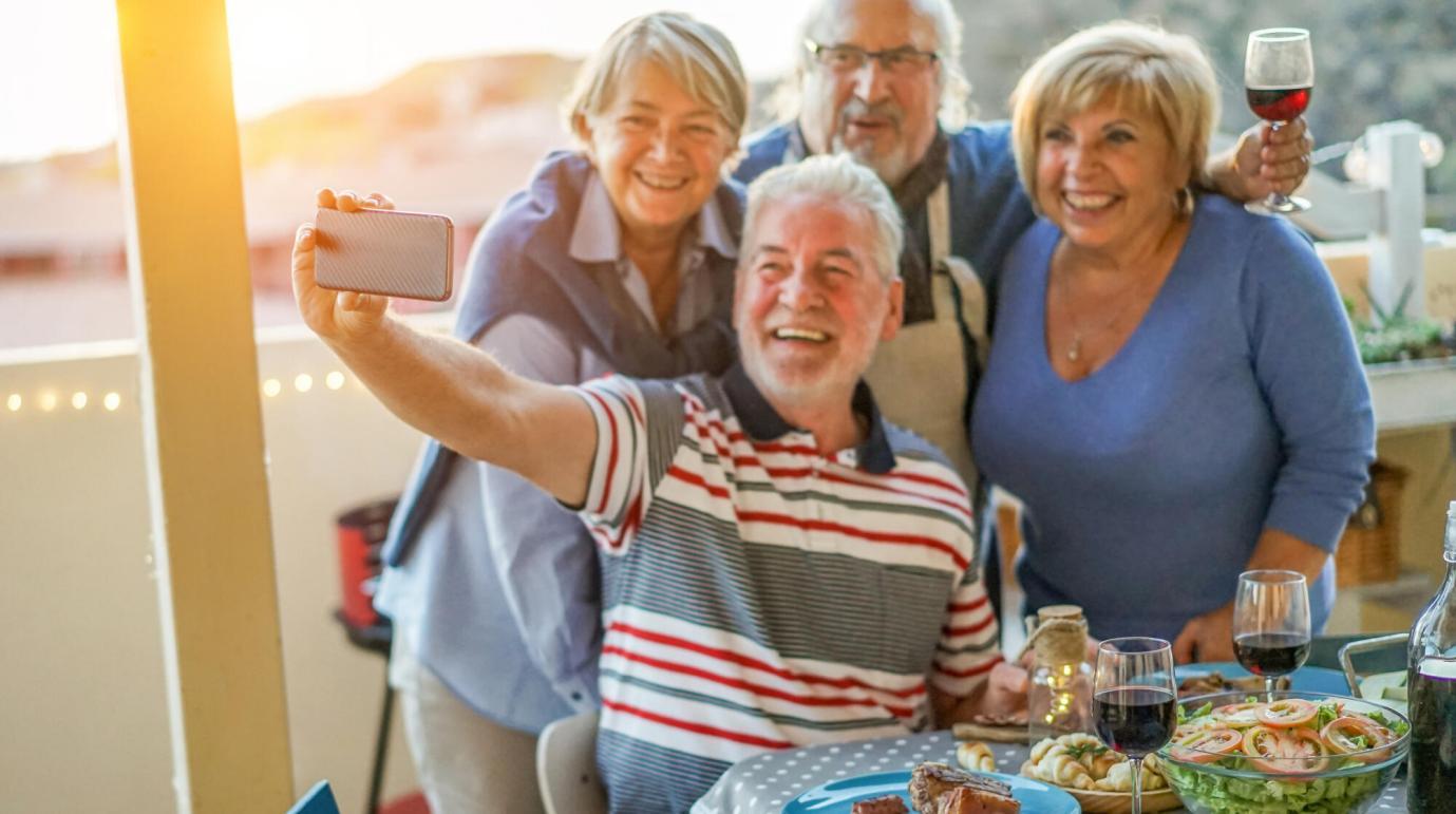 Benefits of Social Dining