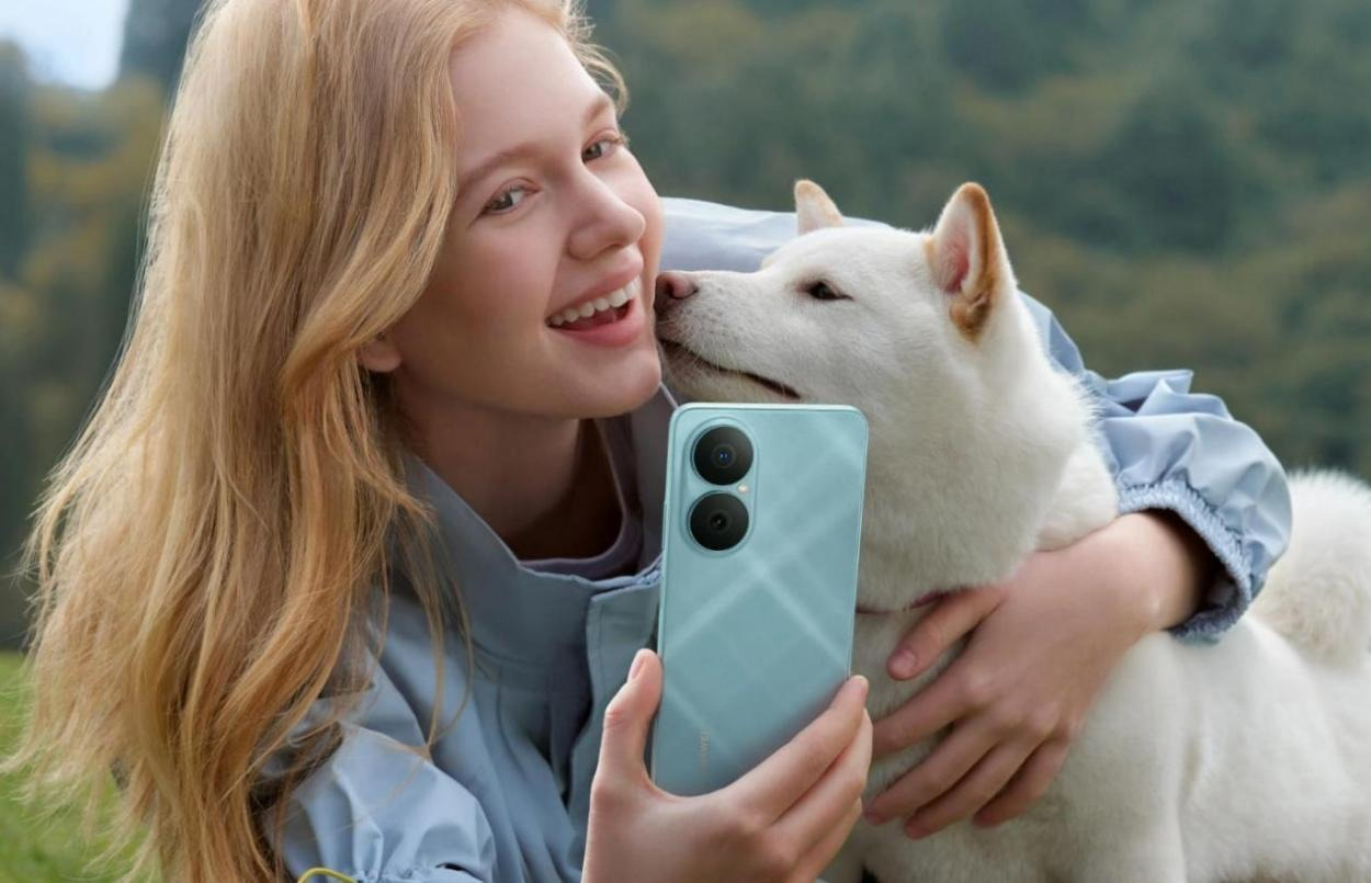 Access ChatGPT Without Google Play