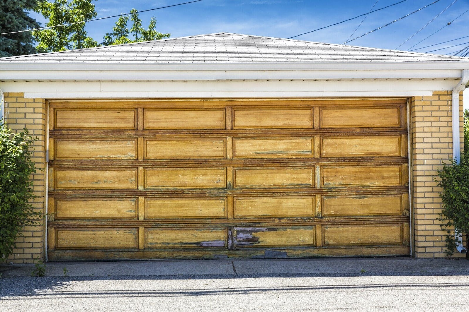 Right Door for Your Home Garage