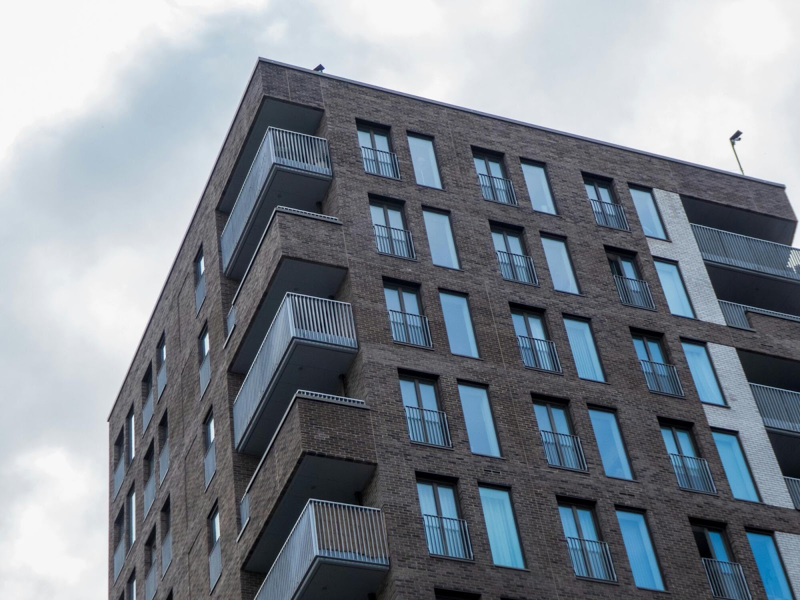 Explore Student Apartment Living