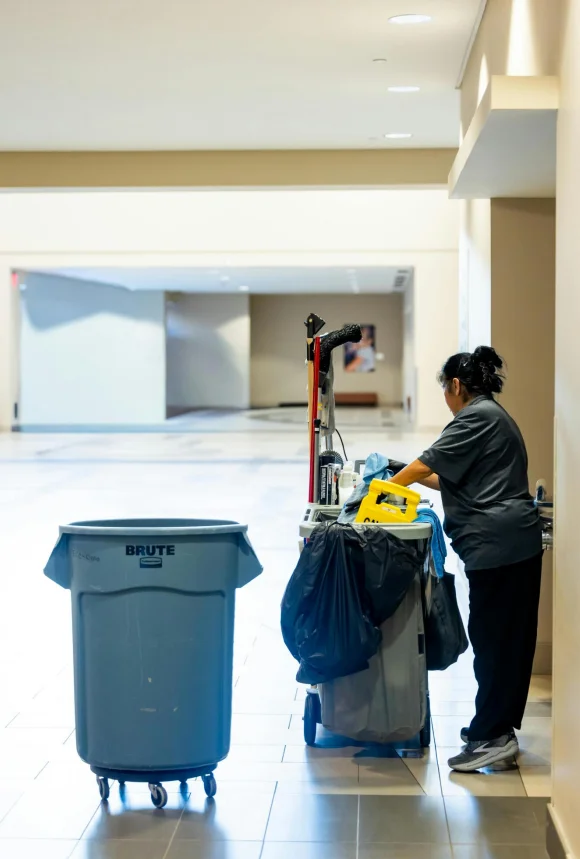 Expert Commercial Cleaning Services