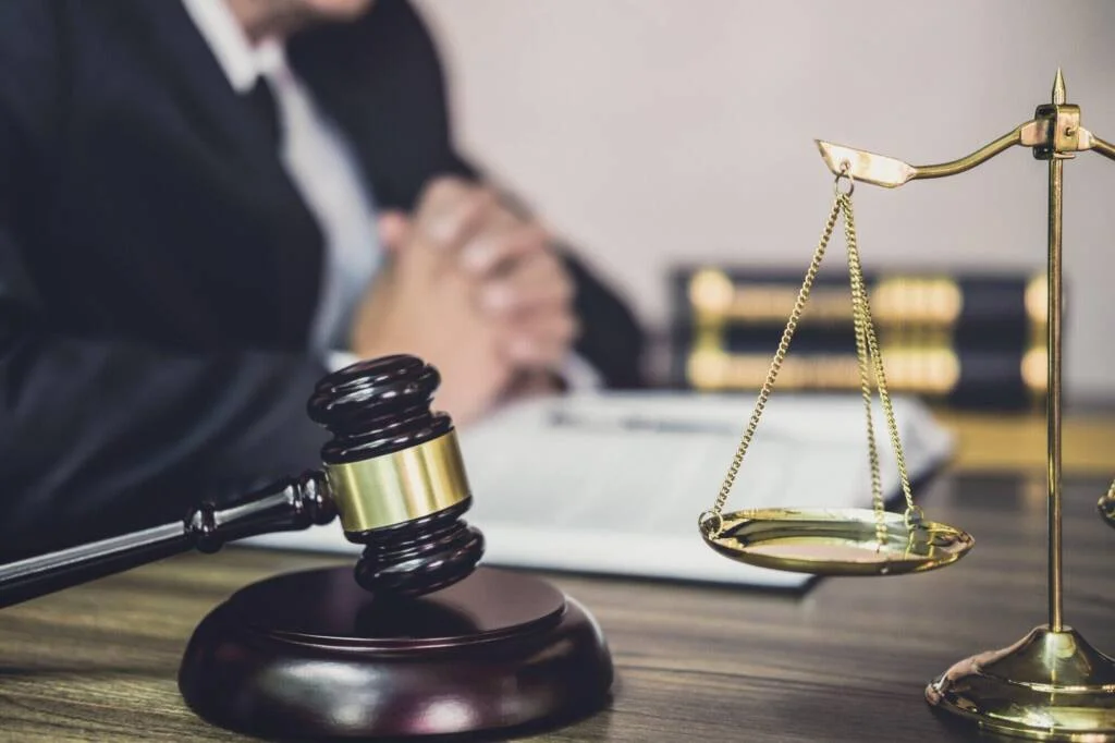 How to Choose the Right Legal